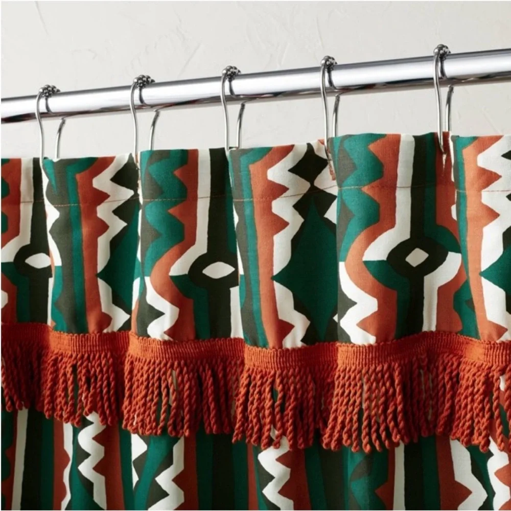 NWOT Opalhouse designed with Jungalow Profil Shower Curtain - Green Geometric